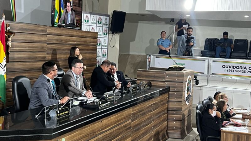 A convite do Deputado Federal Dorinaldo Malafaia, Claudiomar vai à Brasília articular recursos para Macapá